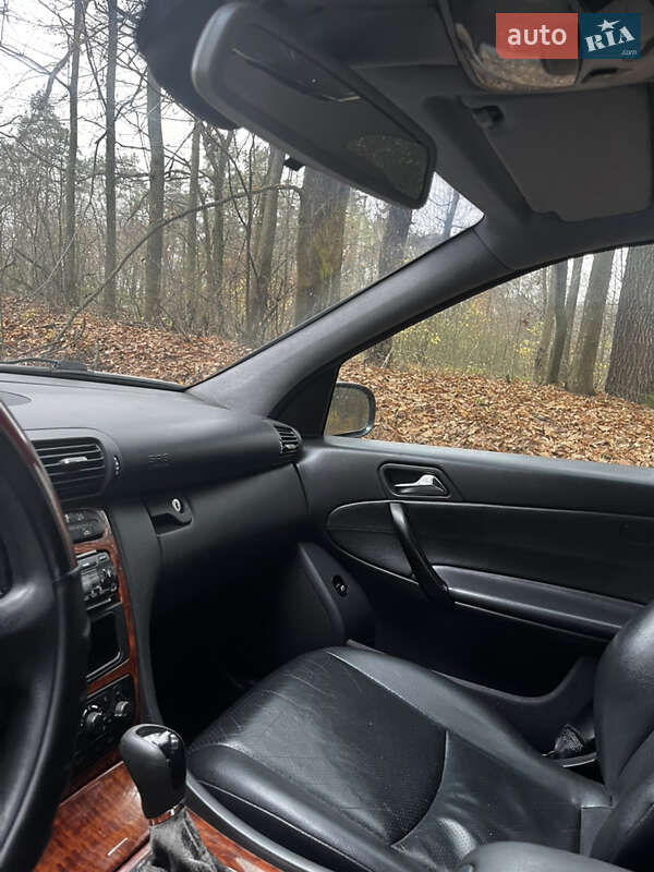Седан Mercedes-Benz C-Class 2001 в Костопілі фото 10 Седан Mercedes-Benz C-Class 2001 в Костопілі
