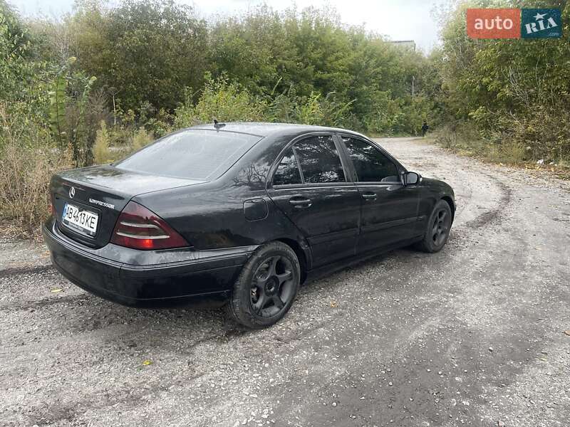 Седан Mercedes-Benz C-Class 2002 в Вінниці