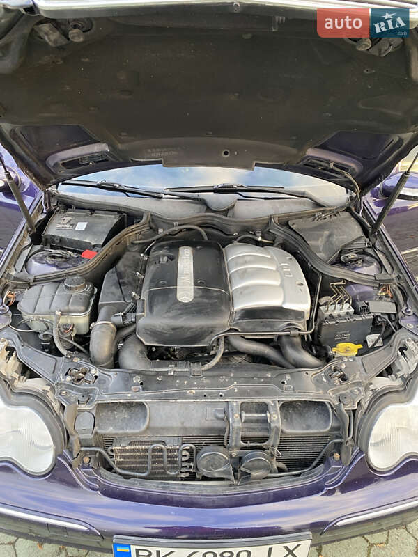 Седан Mercedes-Benz C-Class 2001 в Дубно фото 18 Седан Mercedes-Benz C-Class 2001 в Дубно