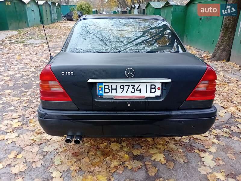 Седан Mercedes-Benz C-Class 1993 в Одессе
