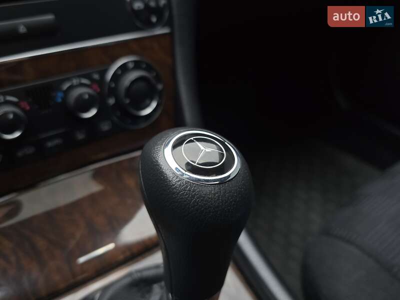 Універсал Mercedes-Benz C-Class 2007 в Хмельницькому
