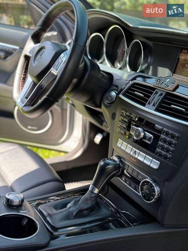 Седан Mercedes-Benz C-Class 2012 в Голованевске