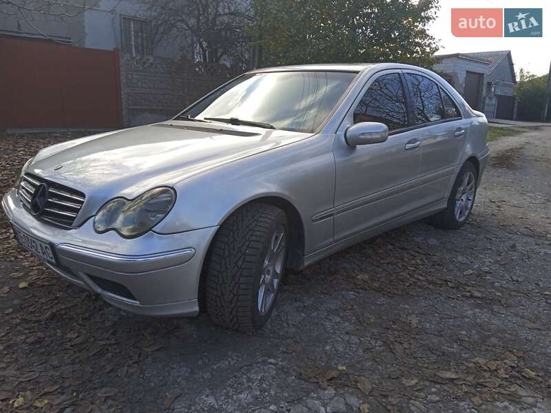 Седан Mercedes-Benz C-Class 2001 в Каменском