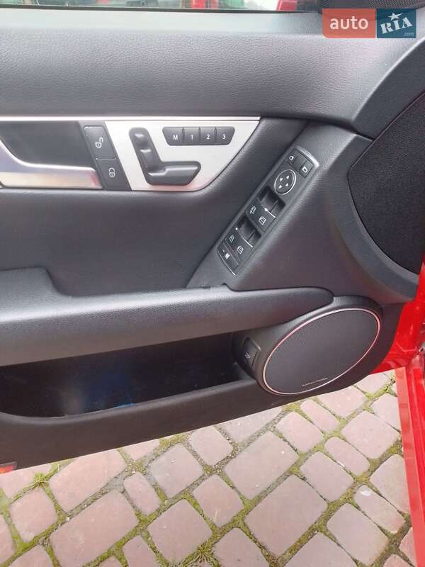 Седан Mercedes-Benz C-Class 2014 в Києві