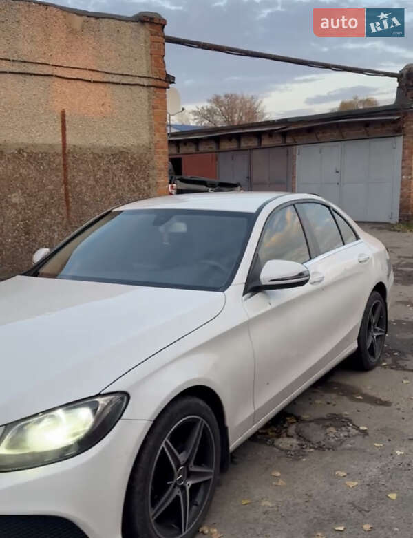 Седан Mercedes-Benz C-Class 2016 в Києві