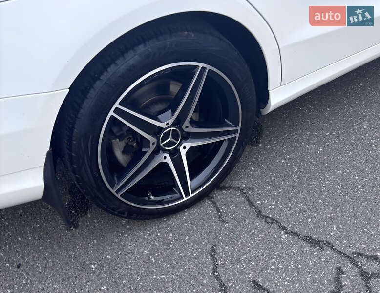 Седан Mercedes-Benz C-Class 2016 в Києві
