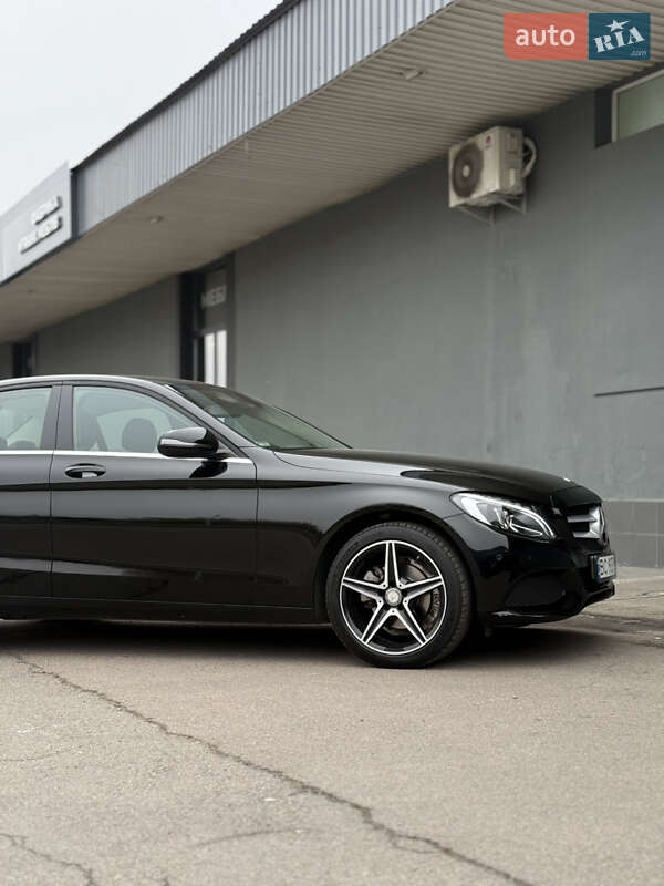 Седан Mercedes-Benz C-Class 2018 в Львові