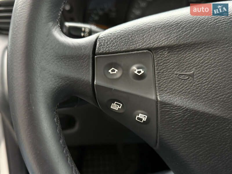 Купе Mercedes-Benz C-Class 2004 в Одесі фото 55 Купе Mercedes-Benz C-Class 2004 в Одесі