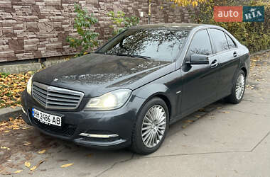 Седан Mercedes-Benz C-Class 2012 в Києві