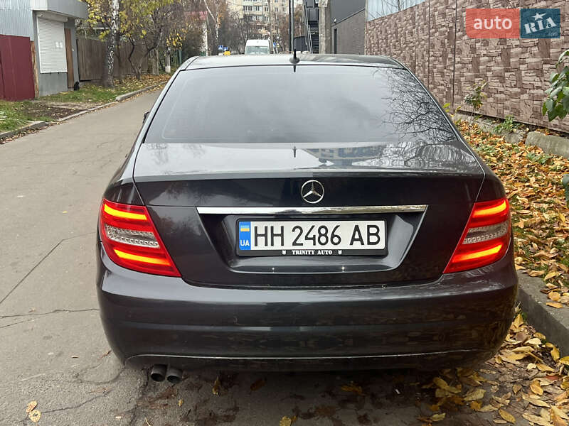 Седан Mercedes-Benz C-Class 2012 в Киеве фото 5 Седан Mercedes-Benz C-Class 2012 в Киеве