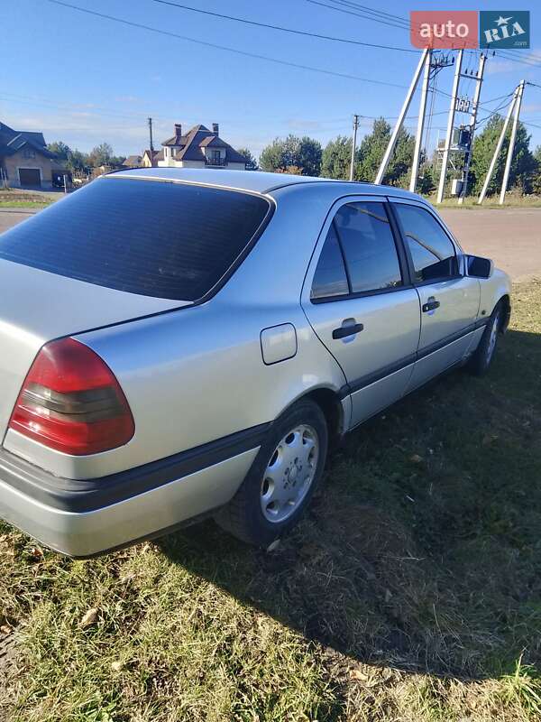 Седан Mercedes-Benz C-Class 1995 в Яворові фото 6 Седан Mercedes-Benz C-Class 1995 в Яворові