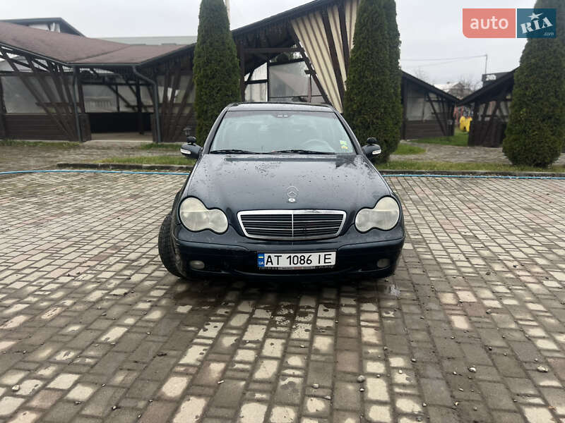 Седан Mercedes-Benz C-Class 2001 в Косові фото 3 Седан Mercedes-Benz C-Class 2001 в Косові
