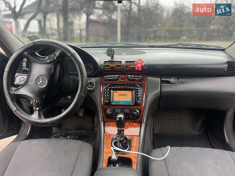 Седан Mercedes-Benz C-Class 2001 в Косові фото 15 Седан Mercedes-Benz C-Class 2001 в Косові