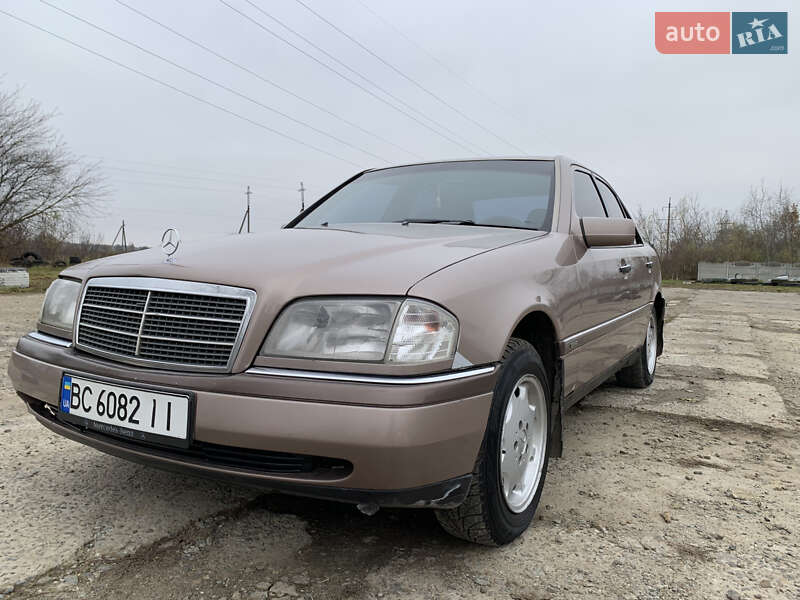 Седан Mercedes-Benz C-Class 1993 в Каменке-Бугской