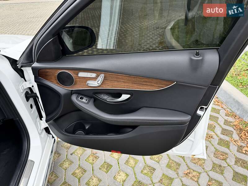 Седан Mercedes-Benz C-Class 2021 в Одессе фото 12 Седан Mercedes-Benz C-Class 2021 в Одессе