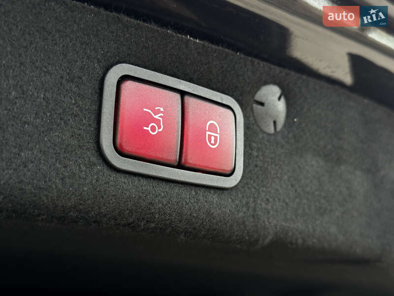 Седан Mercedes-Benz C-Class 2020 в Києві фото 45 Седан Mercedes-Benz C-Class 2020 в Києві