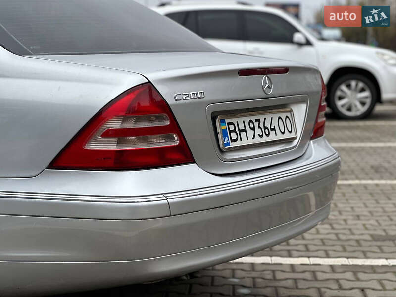 Седан Mercedes-Benz C-Class 2001 в Одесі
