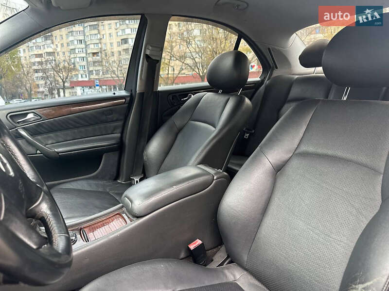 Седан Mercedes-Benz C-Class 2001 в Одесі