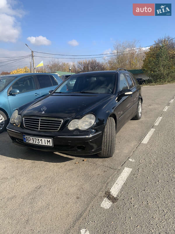 Універсал Mercedes-Benz C-Class 2003 в Запоріжжі фото 2 Універсал Mercedes-Benz C-Class 2003 в Запоріжжі