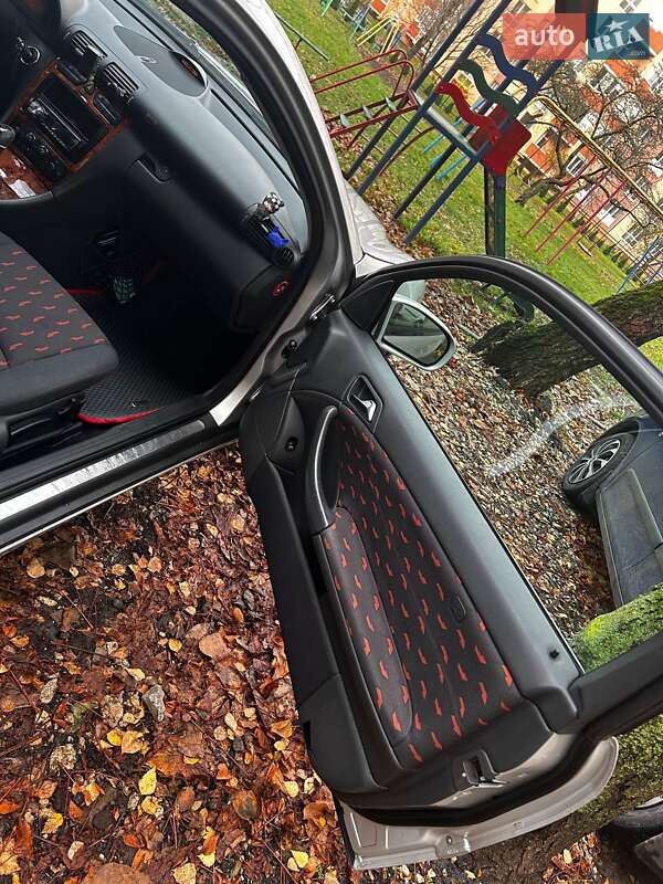 Купе Mercedes-Benz C-Class 2003 в Тернополі