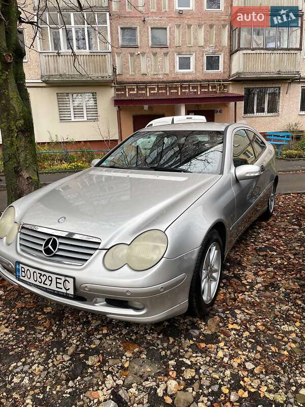 Купе Mercedes-Benz C-Class 2003 в Тернополі