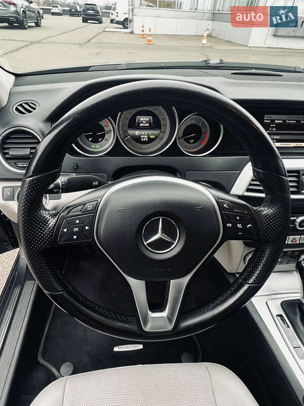 Седан Mercedes-Benz C-Class 2013 в Києві