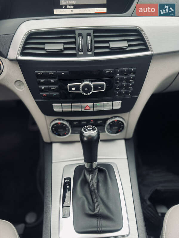 Седан Mercedes-Benz C-Class 2013 в Києві