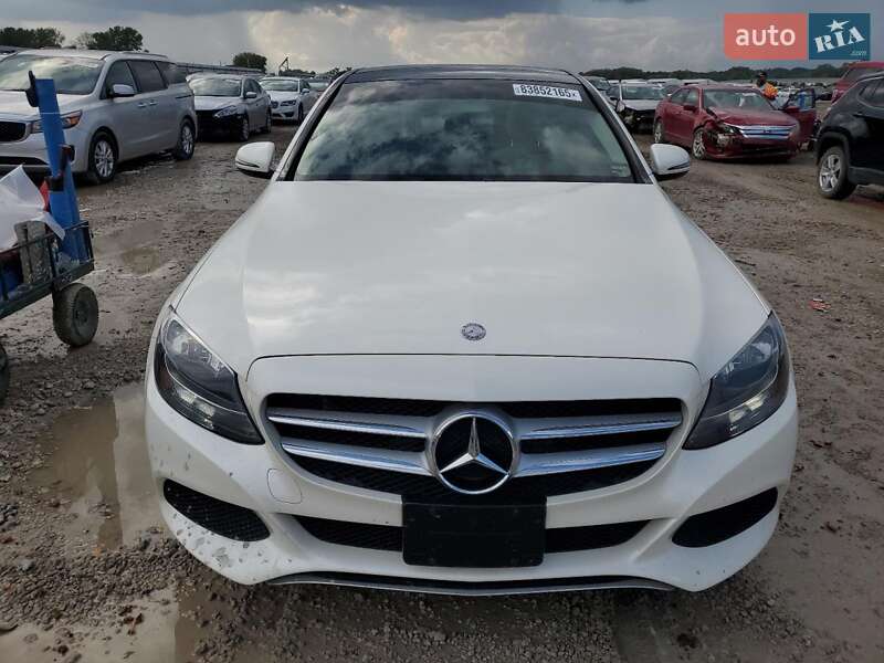 Седан Mercedes-Benz C-Class 2017 в Львове