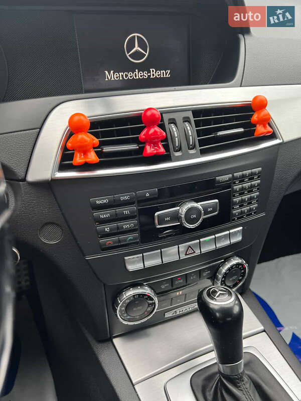 Седан Mercedes-Benz C-Class 2011 в Старих Бросківцях фото 19 Седан Mercedes-Benz C-Class 2011 в Старих Бросківцях