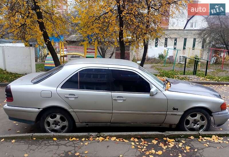 Седан Mercedes-Benz C-Class 1998 в Тернополе фото 9 Седан Mercedes-Benz C-Class 1998 в Тернополе