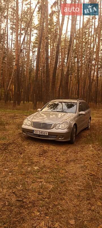 Mercedes-Benz C-Class 2006 Mercedes-Benz C-Class 2006