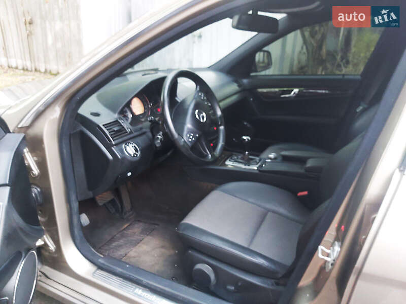 Седан Mercedes-Benz C-Class 2007 в Одесі