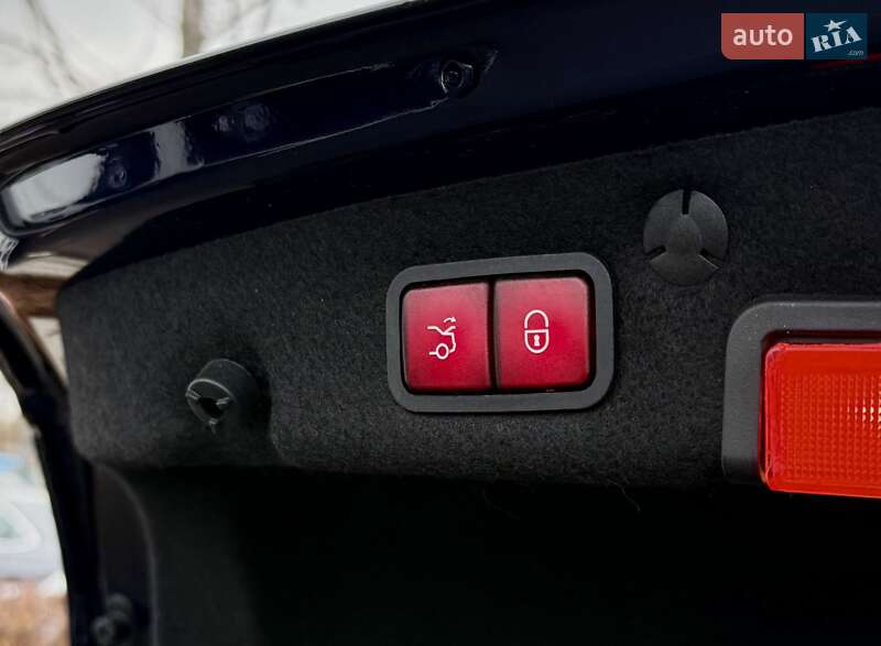 Седан Mercedes-Benz C-Class 2018 в Києві