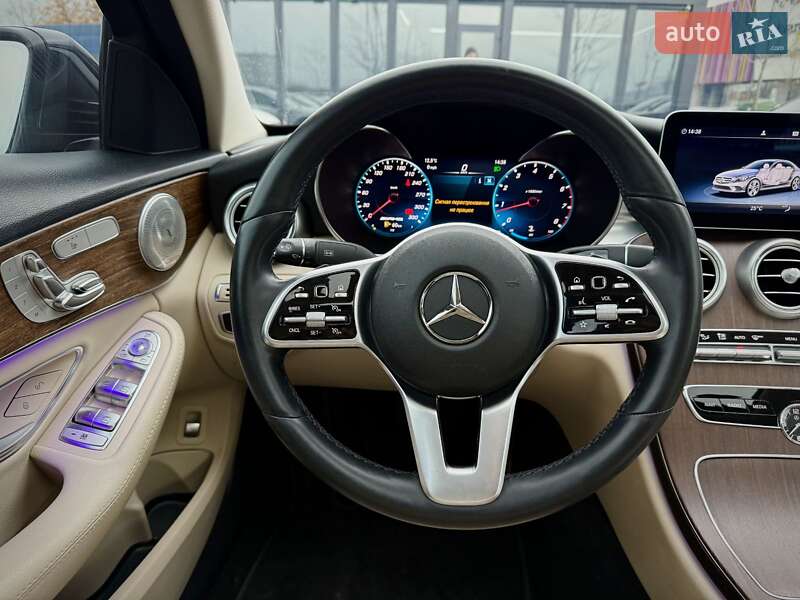 Седан Mercedes-Benz C-Class 2018 в Києві