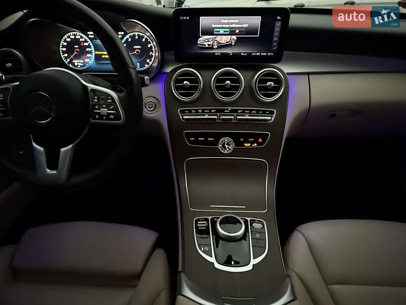 Седан Mercedes-Benz C-Class 2018 в Києві
