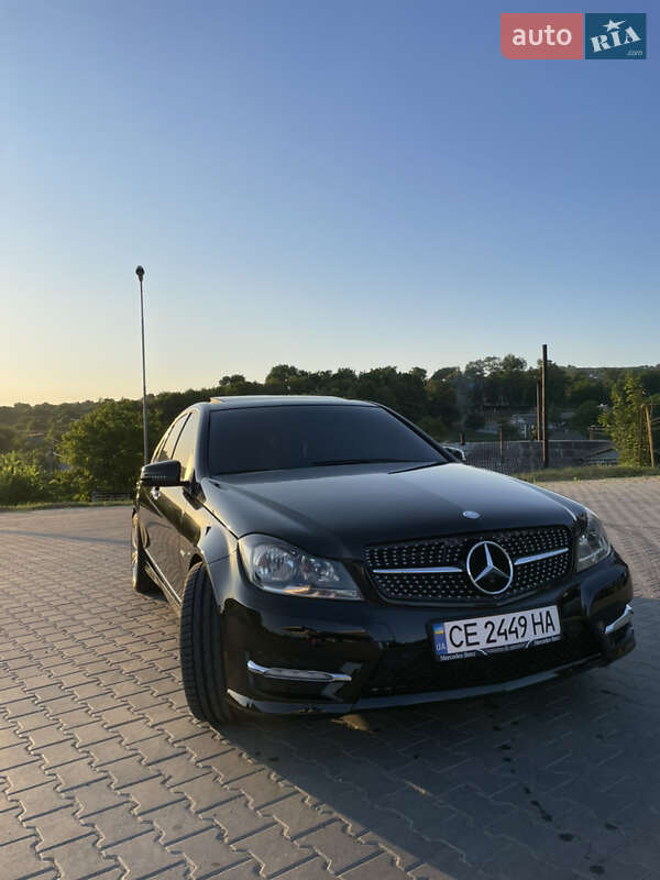 Mercedes-Benz C-Class 2012