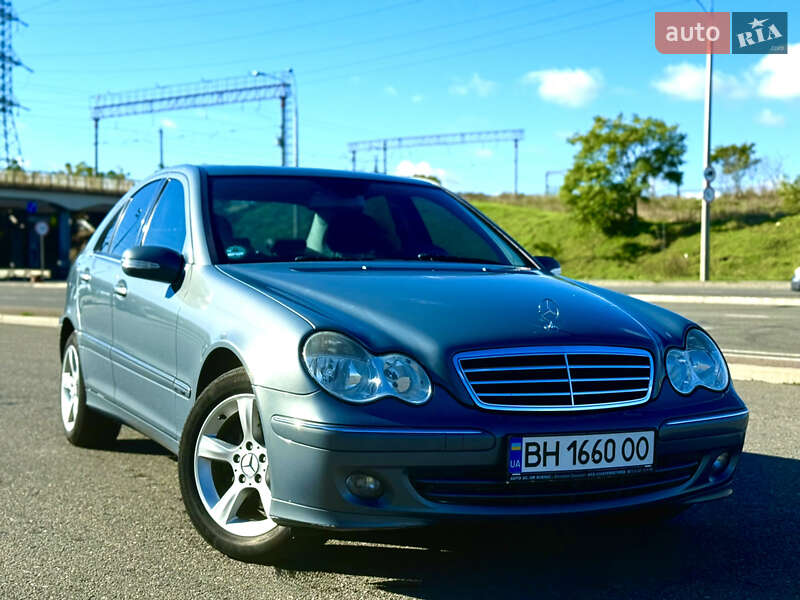 Mercedes-Benz C-Class 2006