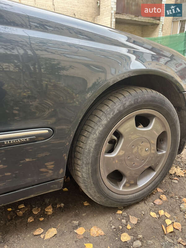 Седан Mercedes-Benz C-Class 2004 в Вінниці