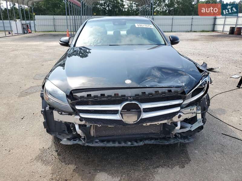 Седан Mercedes-Benz C-Class 2016 в Львові