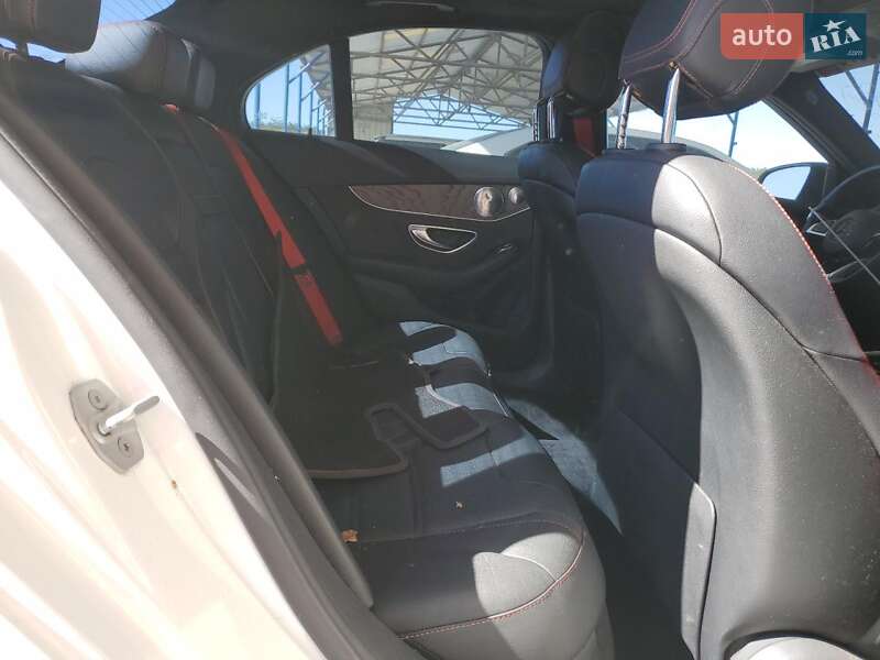 Седан Mercedes-Benz C-Class 2016 в Києві