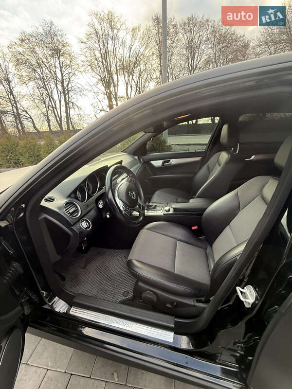 Седан Mercedes-Benz C-Class 2013 в Виннице фото 13 Седан Mercedes-Benz C-Class 2013 в Виннице