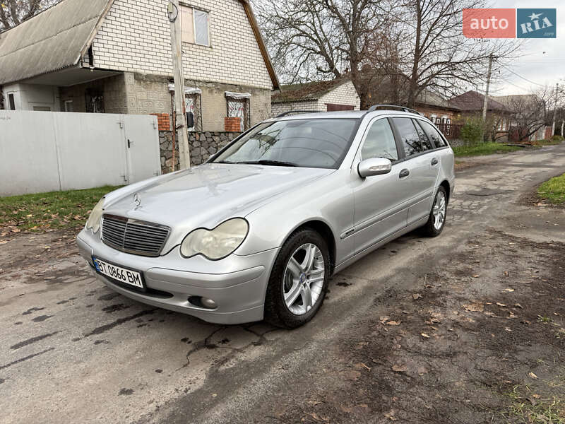 Універсал Mercedes-Benz C-Class 2003 в Кременчуці фото Універсал Mercedes-Benz C-Class 2003 в Кременчуці