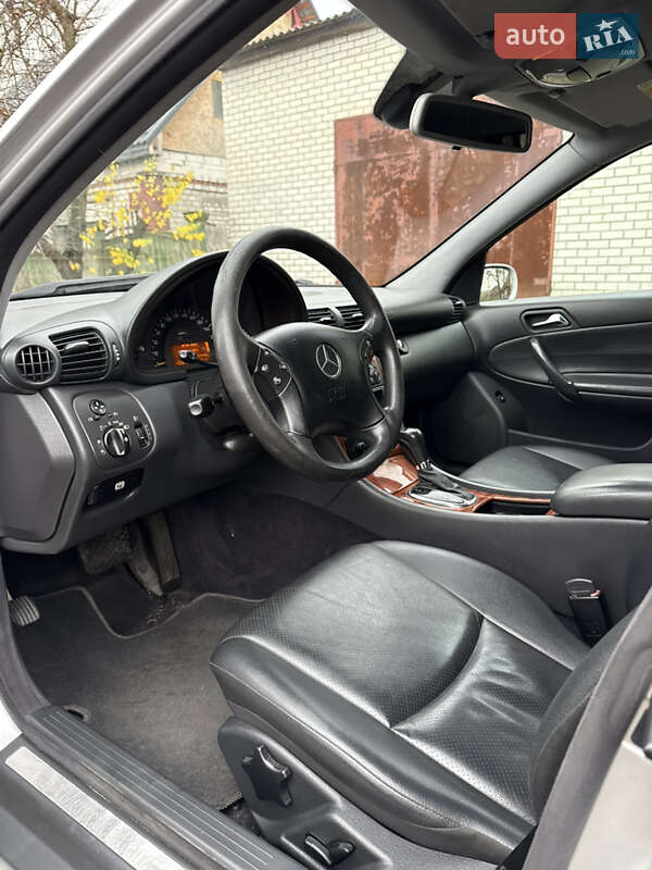 Універсал Mercedes-Benz C-Class 2003 в Кременчуці фото 31 Універсал Mercedes-Benz C-Class 2003 в Кременчуці