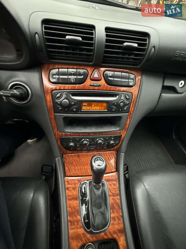 Універсал Mercedes-Benz C-Class 2003 в Кременчуці фото 43 Універсал Mercedes-Benz C-Class 2003 в Кременчуці