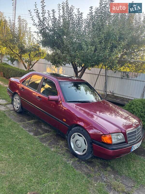 Mercedes-Benz C-Class 1995
