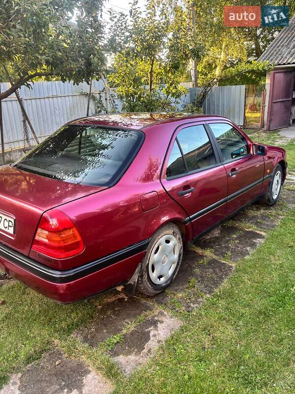 Седан Mercedes-Benz C-Class 1995 в Теребовле