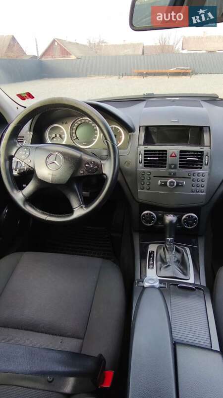 Универсал Mercedes-Benz C-Class 2010 в Рокитном фото 10 Универсал Mercedes-Benz C-Class 2010 в Рокитном