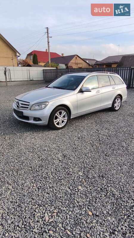Универсал Mercedes-Benz C-Class 2010 в Рокитном фото 13 Универсал Mercedes-Benz C-Class 2010 в Рокитном