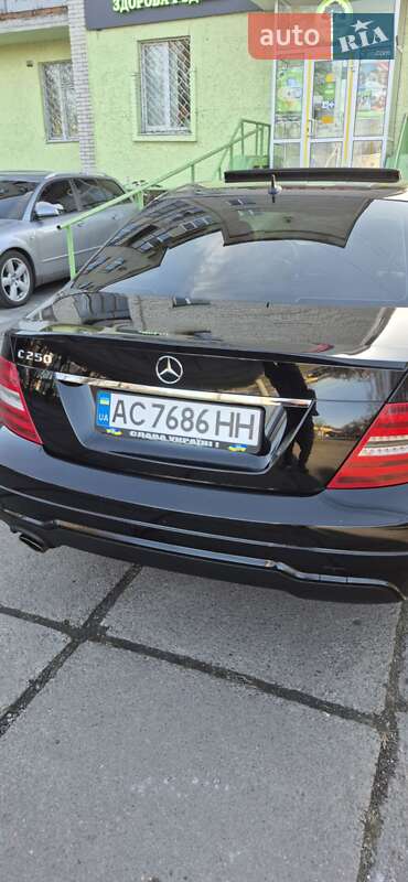 Седан Mercedes-Benz C-Class 2014 в Луцьку