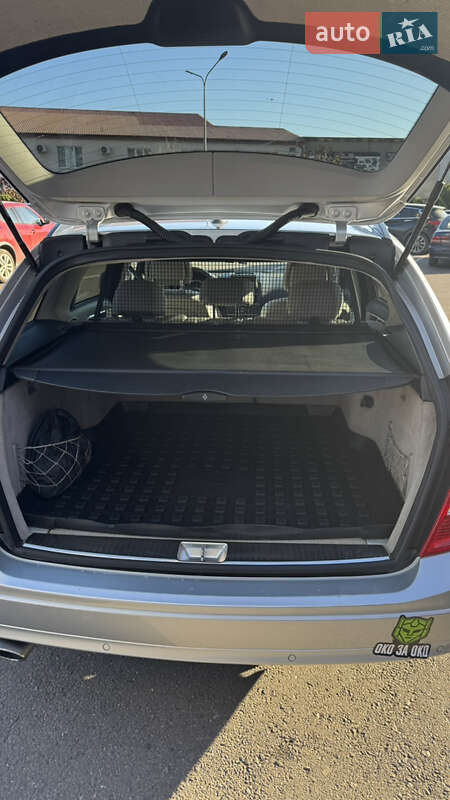 Універсал Mercedes-Benz C-Class 2011 в Одесі